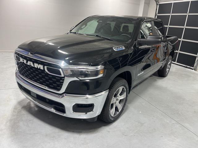 2025 RAM Ram 1500 RAM 1500 TRADESMAN CREW CAB 4X2 57 BOX