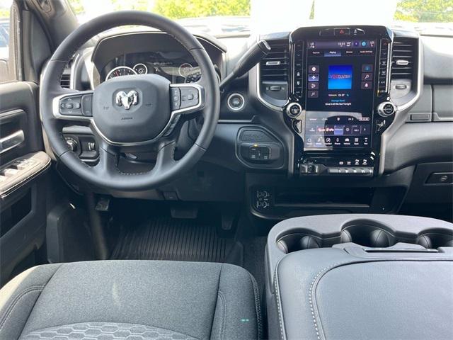 2025 RAM Ram 3500 RAM 3500 BIG HORN CREW CAB 4X4 64 BOX