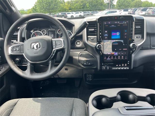 2025 RAM Ram 3500 RAM 3500 BIG HORN CREW CAB 4X4 64 BOX