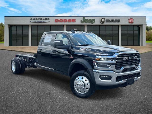 2025 RAM Ram 5500 Chassis Cab RAM 5500 TRADESMAN CHASSIS CREW CAB 4X4 84 CA