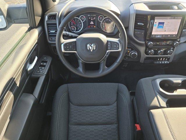 2025 RAM Ram 1500 RAM 1500 TRADESMAN CREW CAB 4X4 57 BOX 2025 RAM Ram 1500 RAM 1500 TRADESMAN CREW CAB 4X4 57 BOX