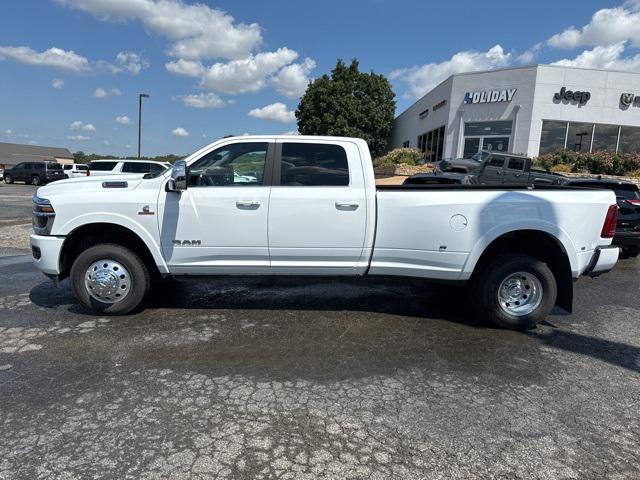 2025 RAM Ram 3500 RAM 3500 LIMITED LONGHORN CREW CAB 4X4 8 BOX