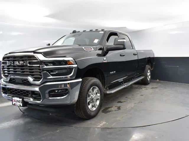2025 RAM Ram 2500 RAM 2500 BIG HORN CREW CAB 4X4 8 BOX 2025 RAM Ram 2500 RAM 2500 BIG HORN CREW CAB 4X4 8 BOX