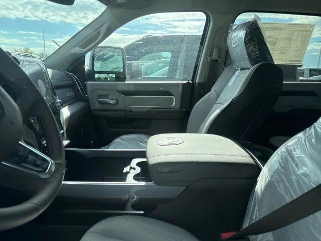 2025 RAM Ram 2500 RAM 2500 LARAMIE CREW CAB 4X4 64 BOX 2025 RAM Ram 2500 RAM 2500 LARAMIE CREW CAB 4X4 64 BOX