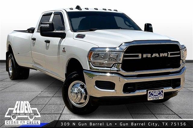 2024 RAM 3500 Tradesman Crew Cab 4x4 8 Box