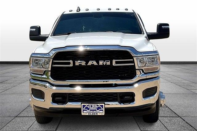 2024 RAM 3500 Tradesman Crew Cab 4x4 8 Box