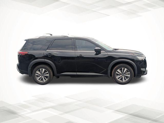 2022 Nissan Pathfinder SL 4WD