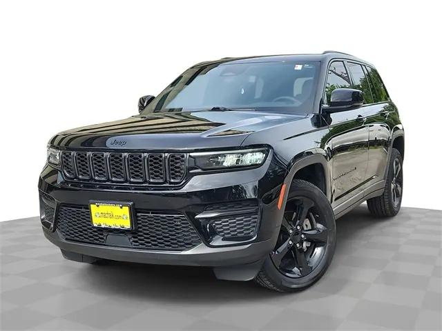 2023 Jeep Grand Cherokee Altitude 4x4