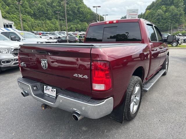 2017 RAM 1500 Big Horn Crew Cab 4x4 57 Box