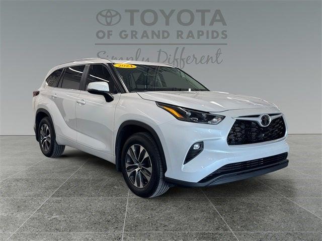 2024 Toyota Highlander XLE