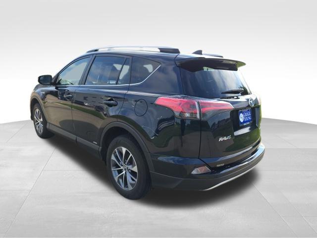 2017 Toyota RAV4 Hybrid XLE