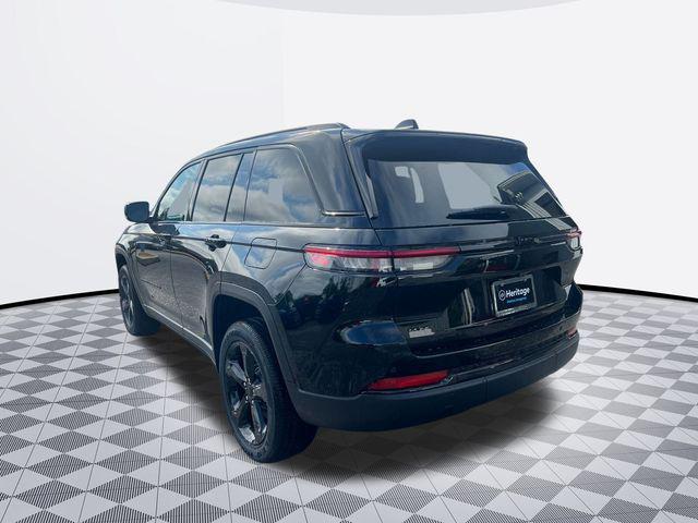 2025 Jeep Grand Cherokee GRAND CHEROKEE ALTITUDE 4X4