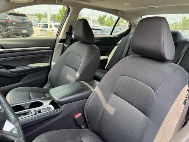 2023 Nissan Altima SV FWD