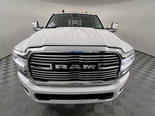 2024 RAM 3500 Laramie Crew Cab 4x4 8 Box