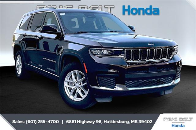 2023 Jeep Grand Cherokee L Laredo 4x2