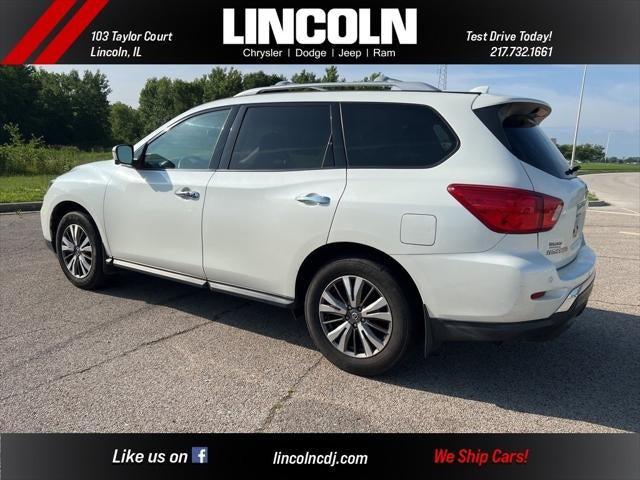 2019 Nissan Pathfinder SL