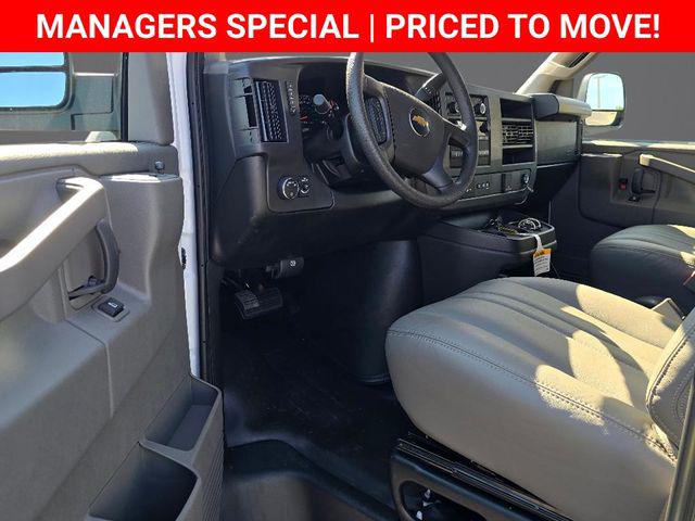 2025 Chevrolet Express Cargo Van RWD 2500 Extended Wheelbase WT