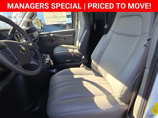 2025 Chevrolet Express Cargo Van RWD 2500 Extended Wheelbase WT