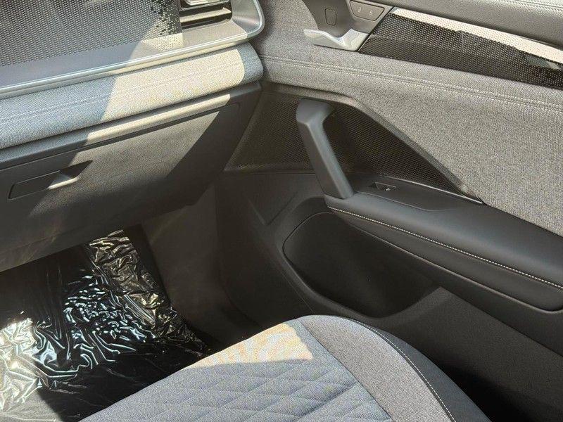 2025 Volkswagen Tiguan S - Photo 9