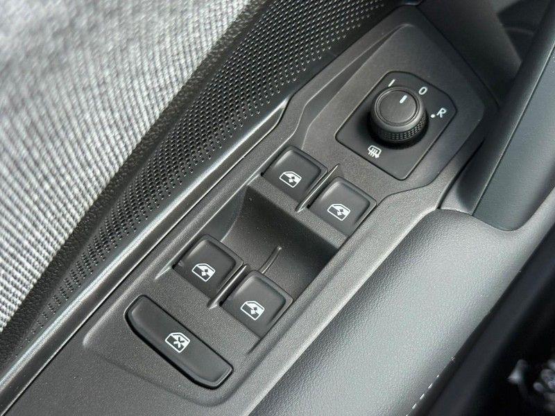 2025 Volkswagen Tiguan S - Photo 15