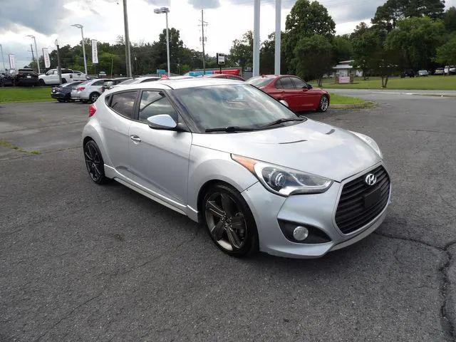 2013 Hyundai Veloster Turbo w/Black