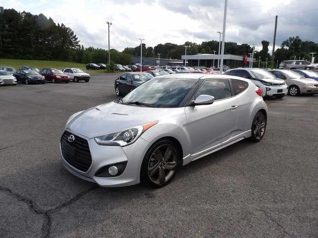 2013 Hyundai Veloster Turbo w/Black