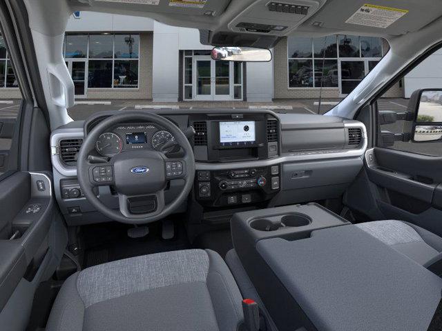 2025 Ford F-450 XLT