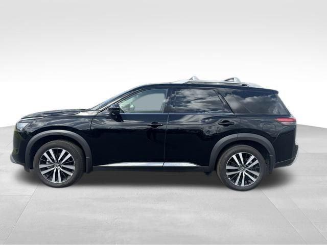 2025 Nissan Pathfinder Platinum FWD