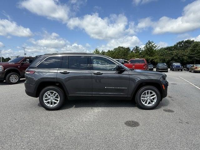 2025 Jeep Grand Cherokee GRAND CHEROKEE LAREDO X 4X2