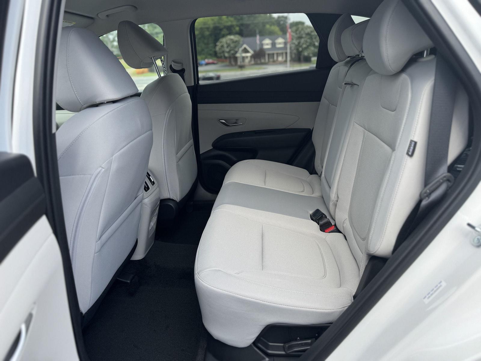2025 Hyundai Tucson Blue - Photo 14