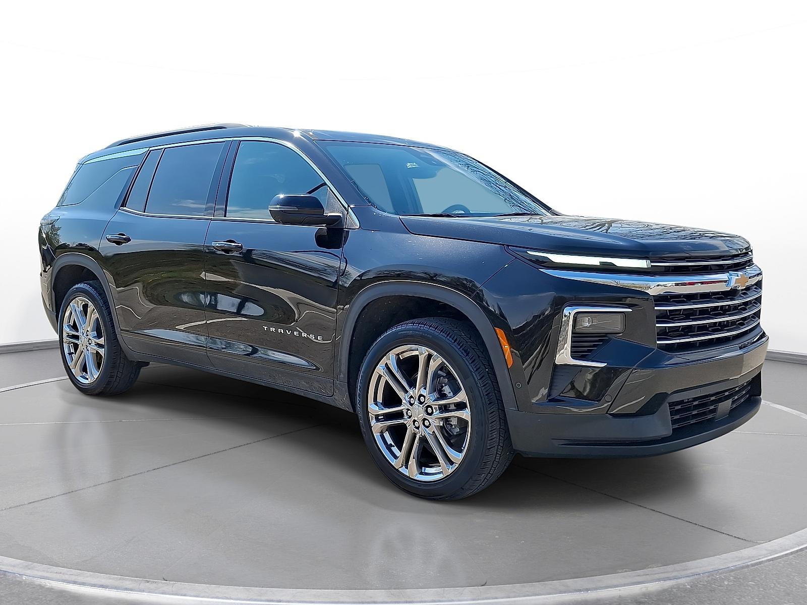 Mosaic Black Metallic 2025 Chevrolet Traverse LT FWD SUV / Crossover Front-Wheel Drive Automatic