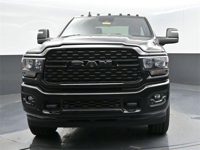 2024 RAM 3500 Big Horn Crew Cab 4x4 64 Box