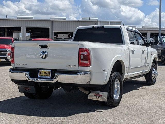2019 RAM 3500 Limited Crew Cab 4x4 8 Box