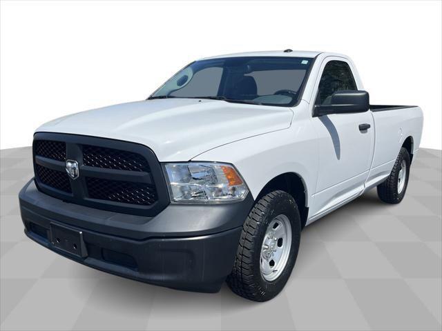 2023 RAM 1500 Classic SLT Crew Cab 4x2 57 Box