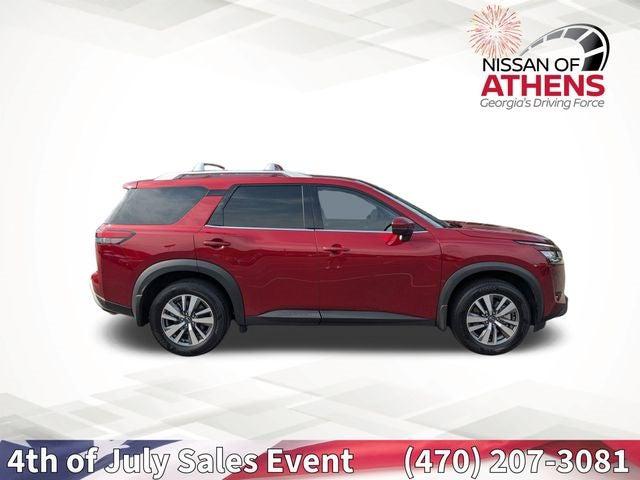 2024 Nissan Pathfinder SL FWD