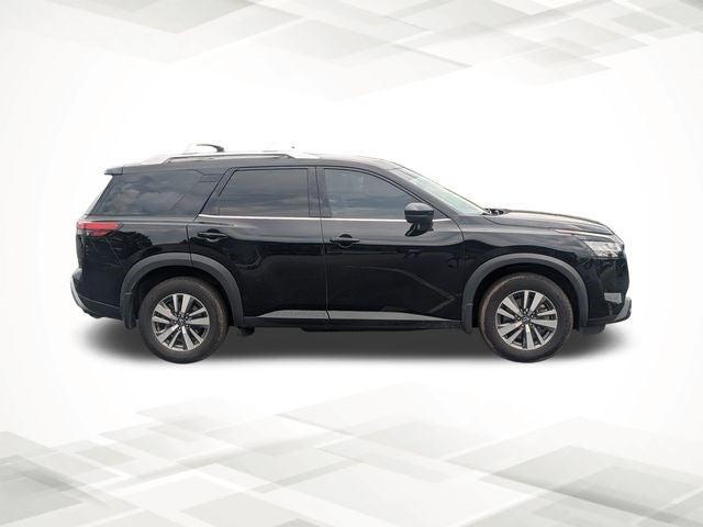 2022 Nissan Pathfinder SL 4WD