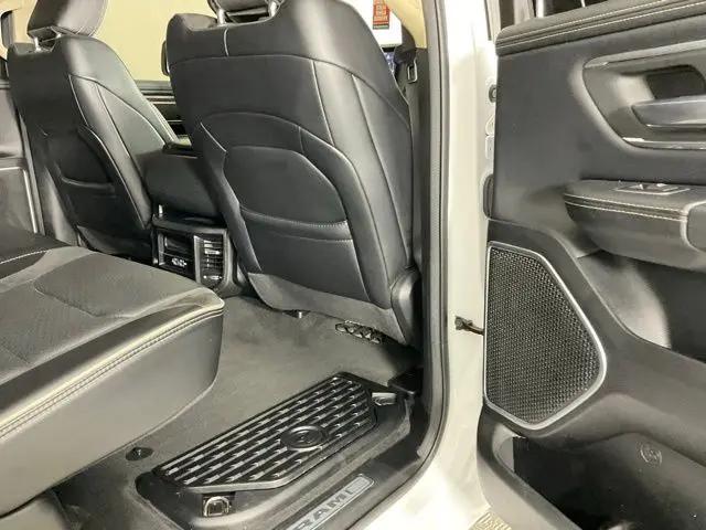 2020 Ram 1500 Laramie Crew Cab 4x4 5'7" Box