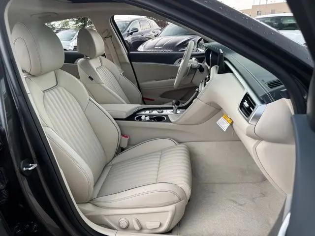 2026 Genesis G70 2.5T AWD Prestige