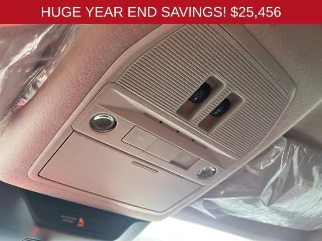 2025 Nissan Kicks SR Intelligent AWD