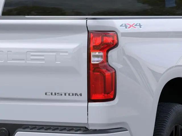 2025 Chevrolet Silverado 1500 4WD Crew Cab Short Bed Custom