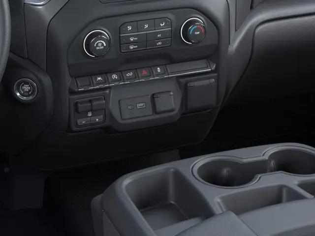2025 Chevrolet Silverado 1500 4WD Crew Cab Short Bed Custom