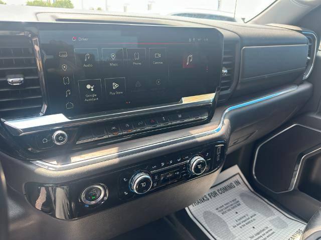 2024 GMC Sierra 1500 4WD Crew Cab Short Box SLT