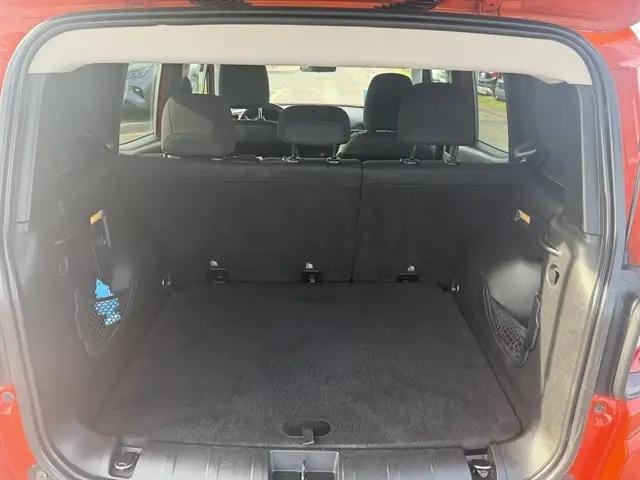 2016 Jeep Renegade Trailhawk