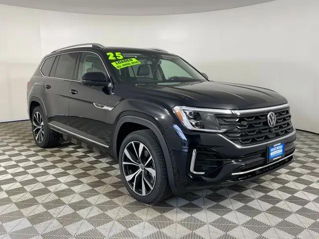 2025 Volkswagen Atlas 2.0T SEL Premium R-Line