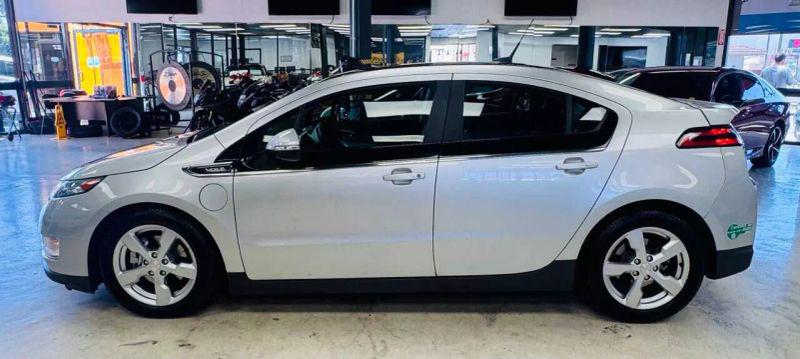 2012 Chevrolet Volt Base