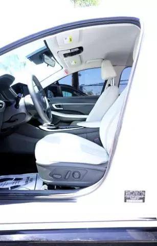 2022 Hyundai Sonata SEL