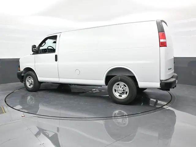 2025 Chevrolet Express Cargo Van RWD 2500 Regular Wheelbase WT