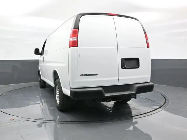 2025 Chevrolet Express Cargo Van RWD 2500 Regular Wheelbase WT