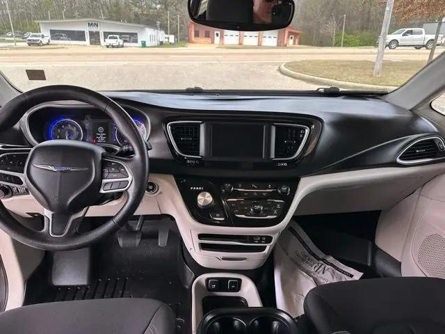 2020 Chrysler Pacifica Touring