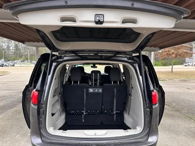 2020 Chrysler Pacifica Touring